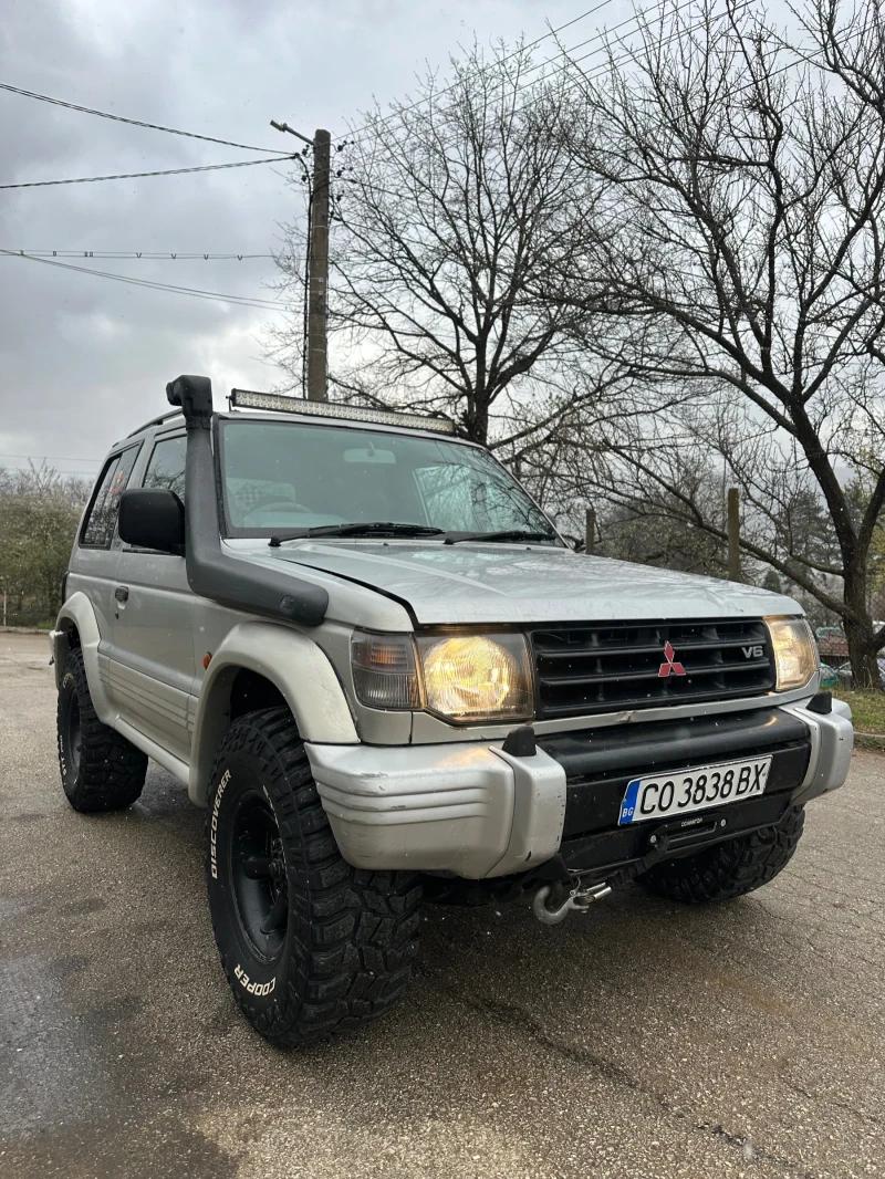 Mitsubishi Pajero, снимка 1 - Автомобили и джипове - 49548042