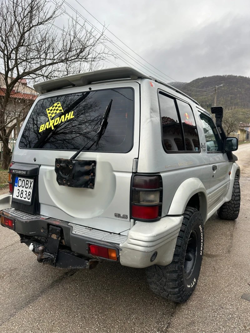 Mitsubishi Pajero, снимка 3 - Автомобили и джипове - 49548042