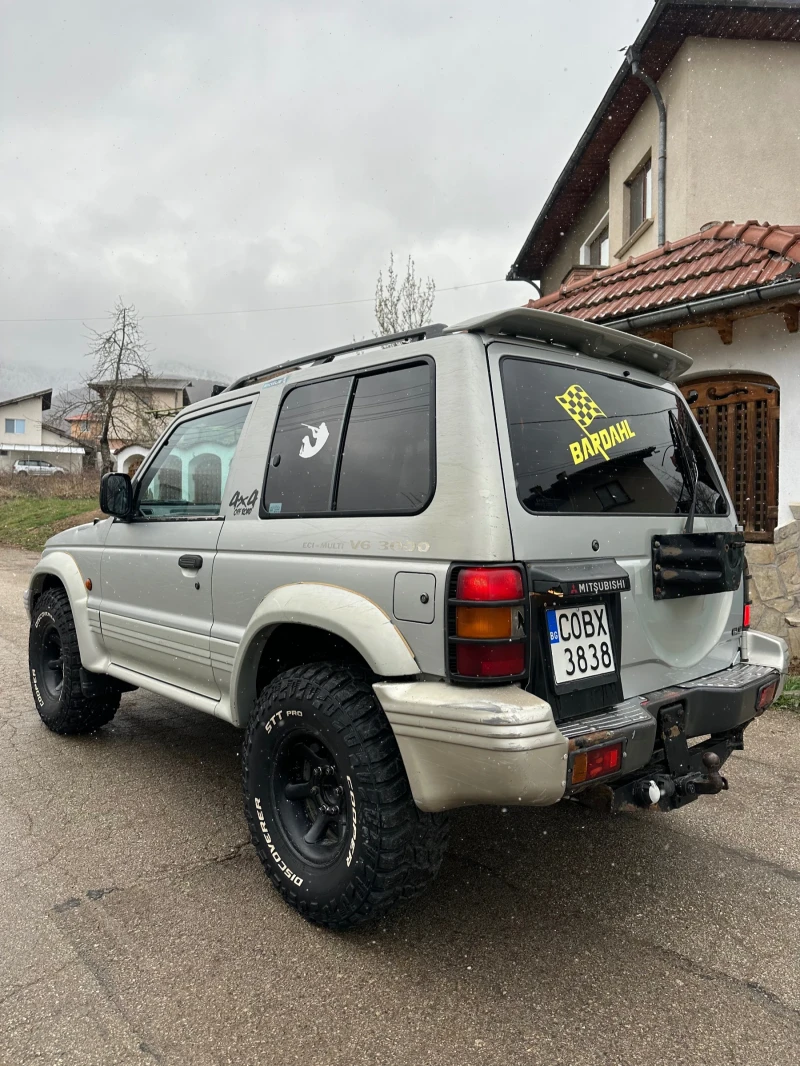 Mitsubishi Pajero, снимка 4 - Автомобили и джипове - 49548042