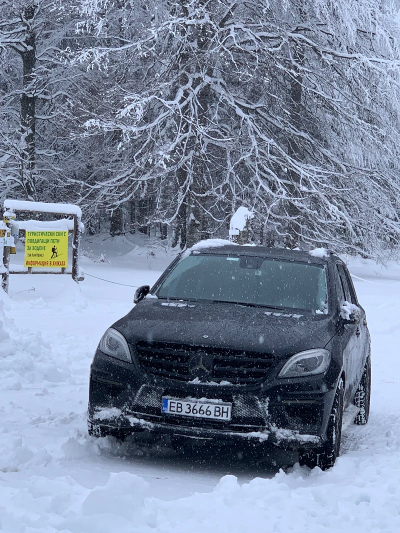 Mercedes-Benz ML 63 AMG, снимка 2 - Автомобили и джипове - 52562241