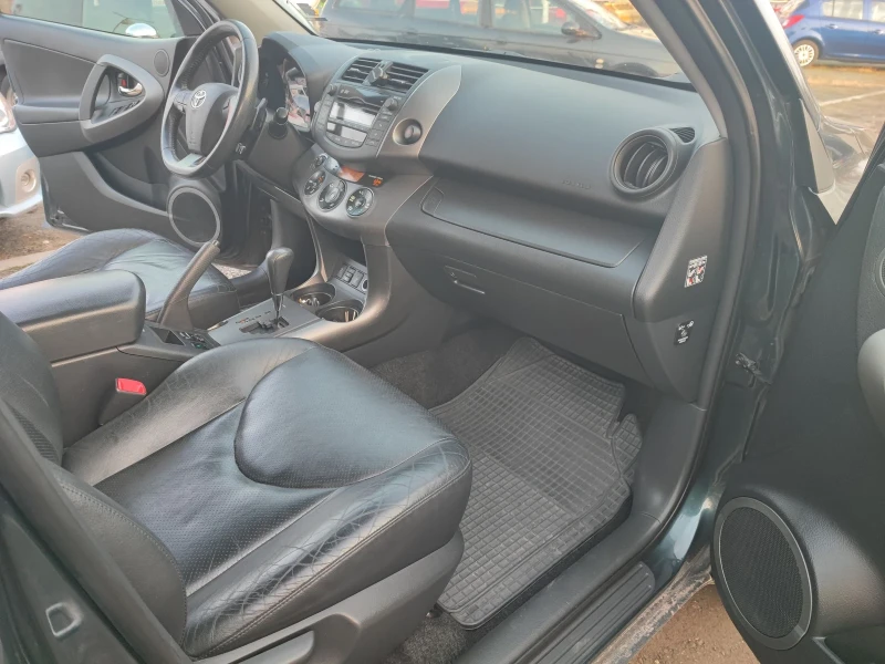 Toyota Rav4 2.2 D-CAT.FACE.150K., снимка 14 - Автомобили и джипове - 52187457