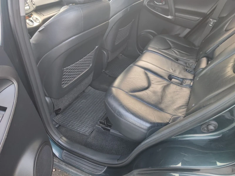 Toyota Rav4 2.2 D-CAT.FACE.150K., снимка 11 - Автомобили и джипове - 52187457