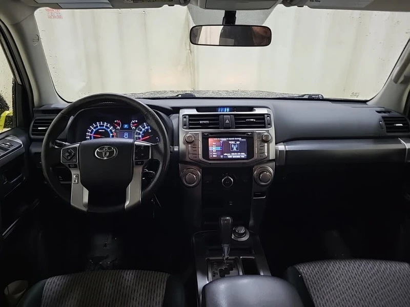 Toyota 4runner 4.0* V6* ПОДГРЕВ* КАМЕРА* КЕЙЛЕС* LANE* ASSIST, снимка 7 - Автомобили и джипове - 52262235