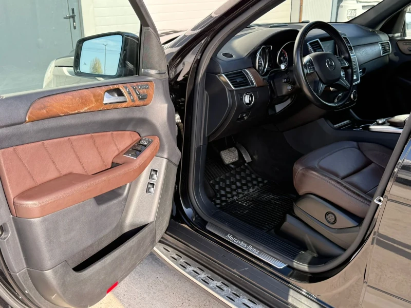 Mercedes-Benz GL 350 AMG Line, снимка 6 - Автомобили и джипове - 52616383
