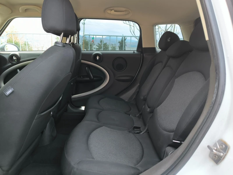Mini Countryman 2.0D, АВТОМАТ, снимка 9 - Автомобили и джипове - 52606158