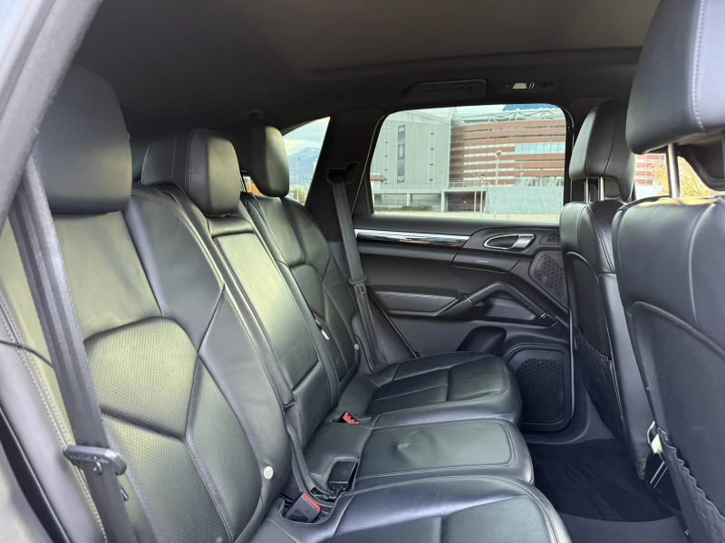 Porsche Cayenne 3.0 diesel, снимка 17 - Автомобили и джипове - 52616980
