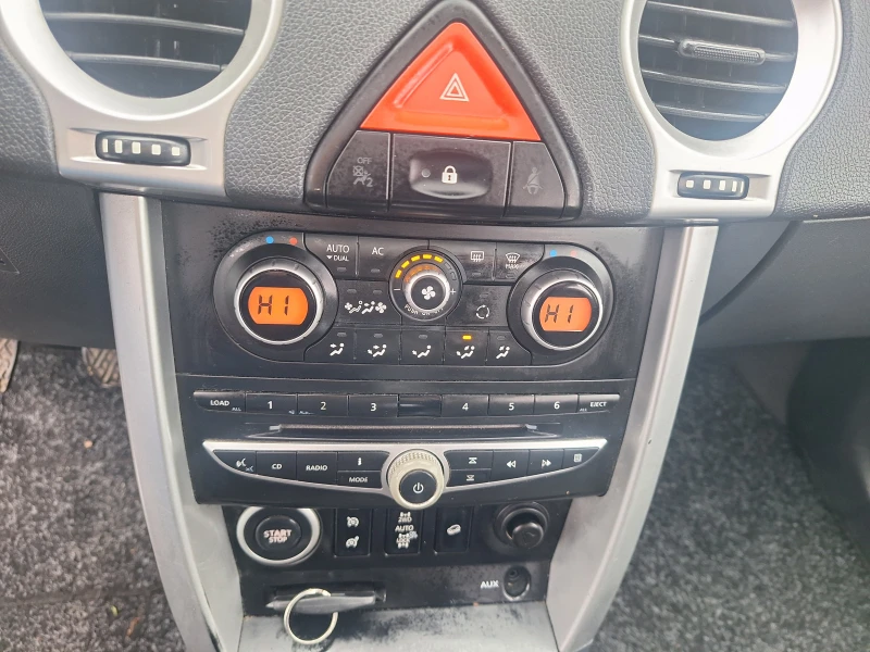 Renault Koleos 2.0dci 4&#215;4, снимка 12 - Автомобили и джипове - 52653113