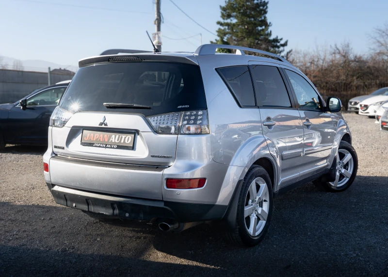 Mitsubishi Outlander 2.4i 170hp 4x4 Automat! С ГАРАНЦИЯ! , снимка 4 - Автомобили и джипове - 52800804