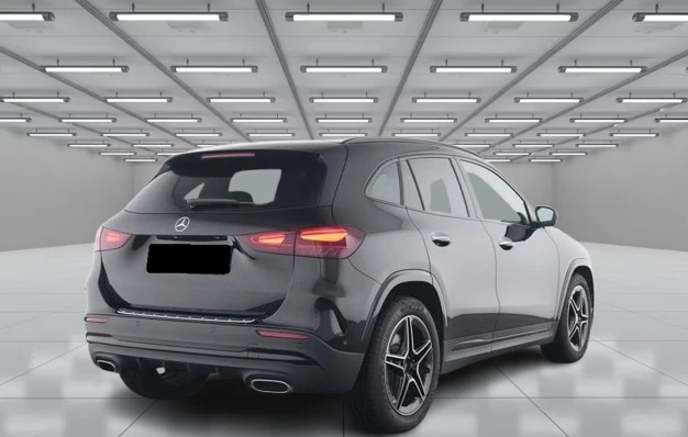Mercedes-Benz GLA 220 d 4Matic = AMG Line = Premium Plus Гаранция, снимка 2 - Автомобили и джипове - 55802312