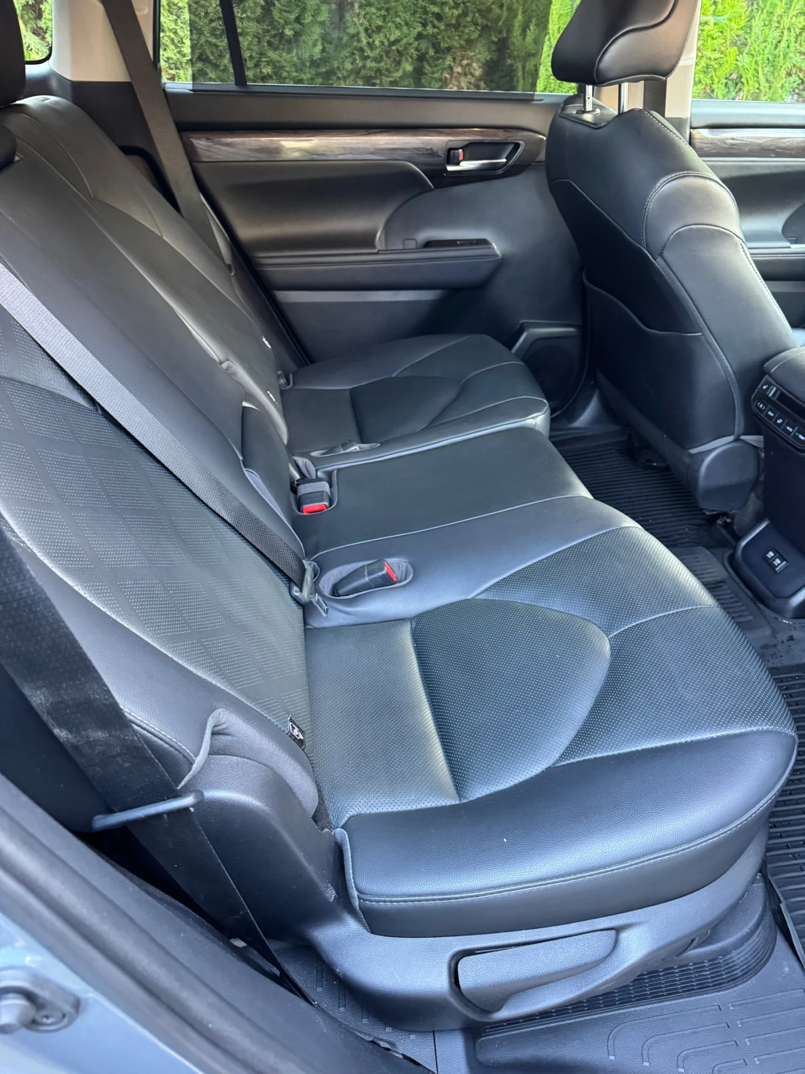 Toyota Highlander 2.5 HYBRID AWD Platinum - изображение 9