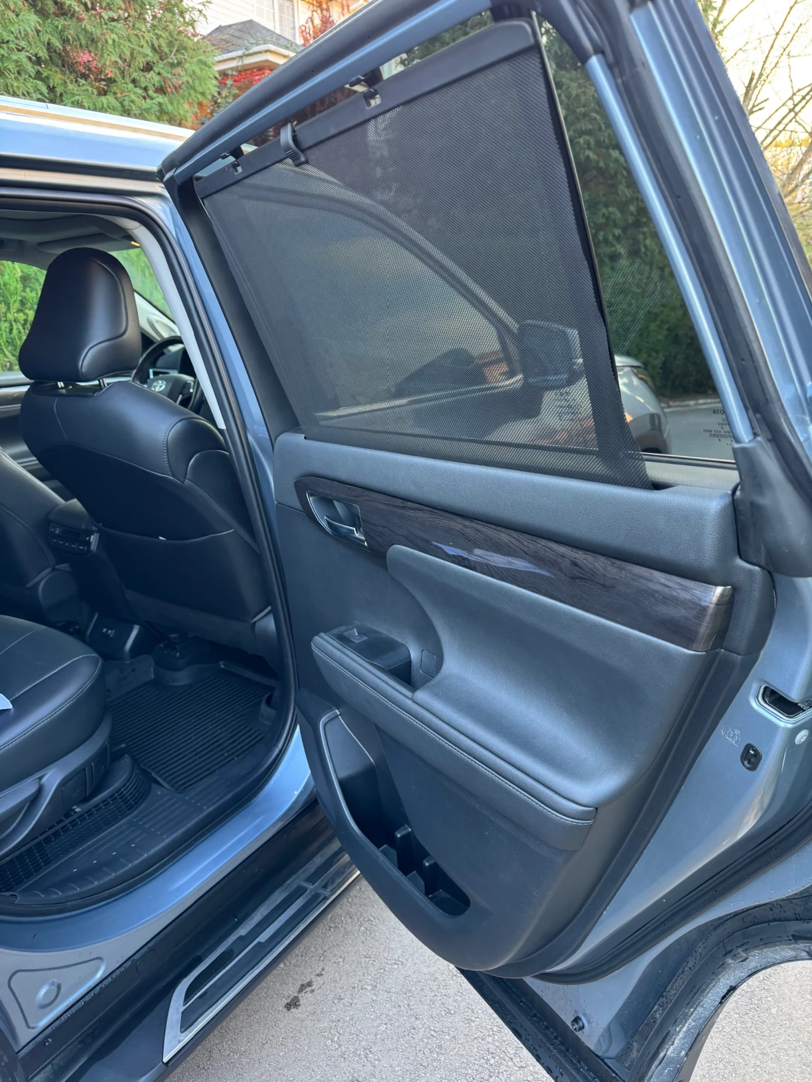 Toyota Highlander 2.5 HYBRID AWD Platinum - изображение 10