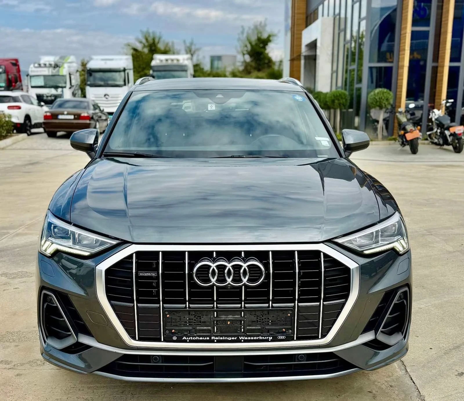 Audi Q3 S line | Mobile.bg   6