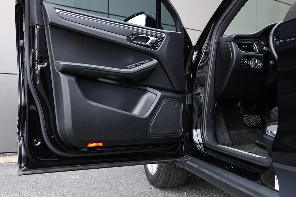 Porsche Macan BOSE* * * * *  | Mobile.bg   13