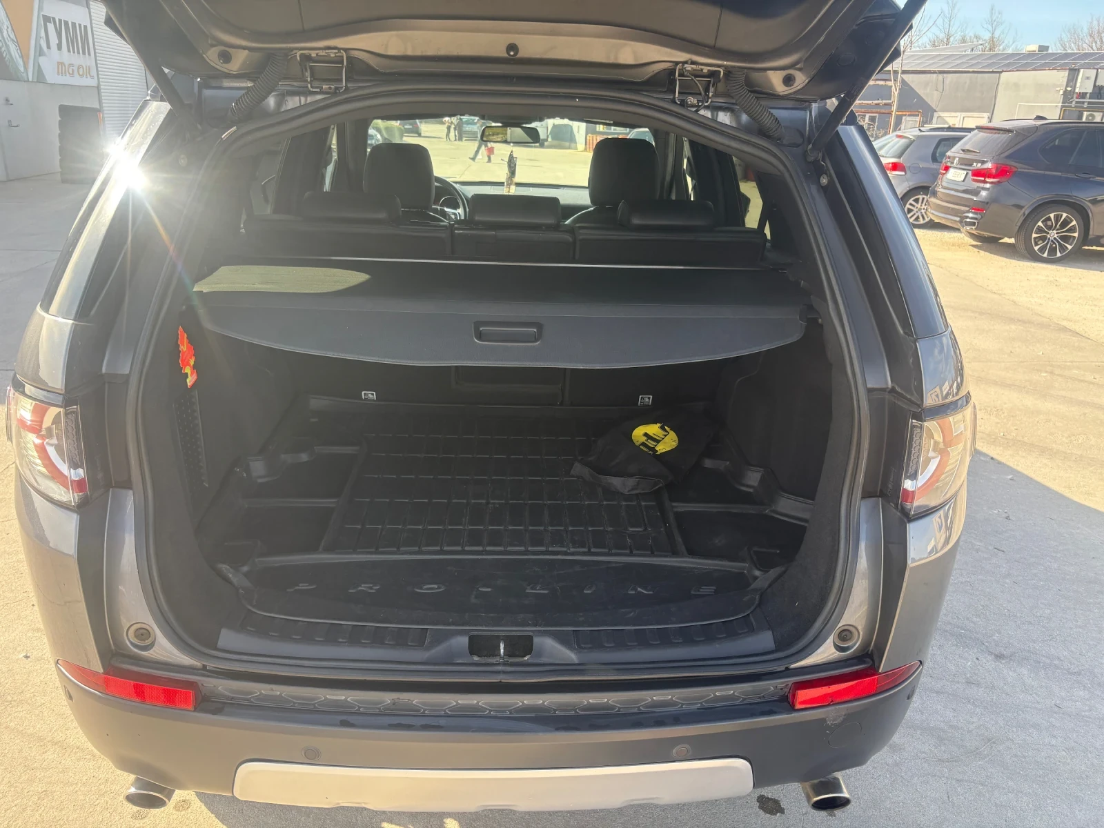 Land Rover Discovery Sport 2.0D 180кс 4х4, снимка 15 - Автомобили и джипове - 53804440