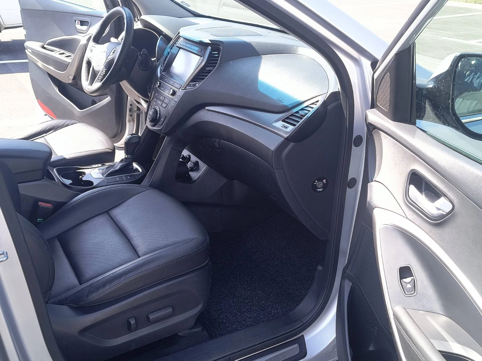 Hyundai Santa fe 2.2CRDi 4WD Automatic Panorama, снимка 15 - Автомобили и джипове - 53985226