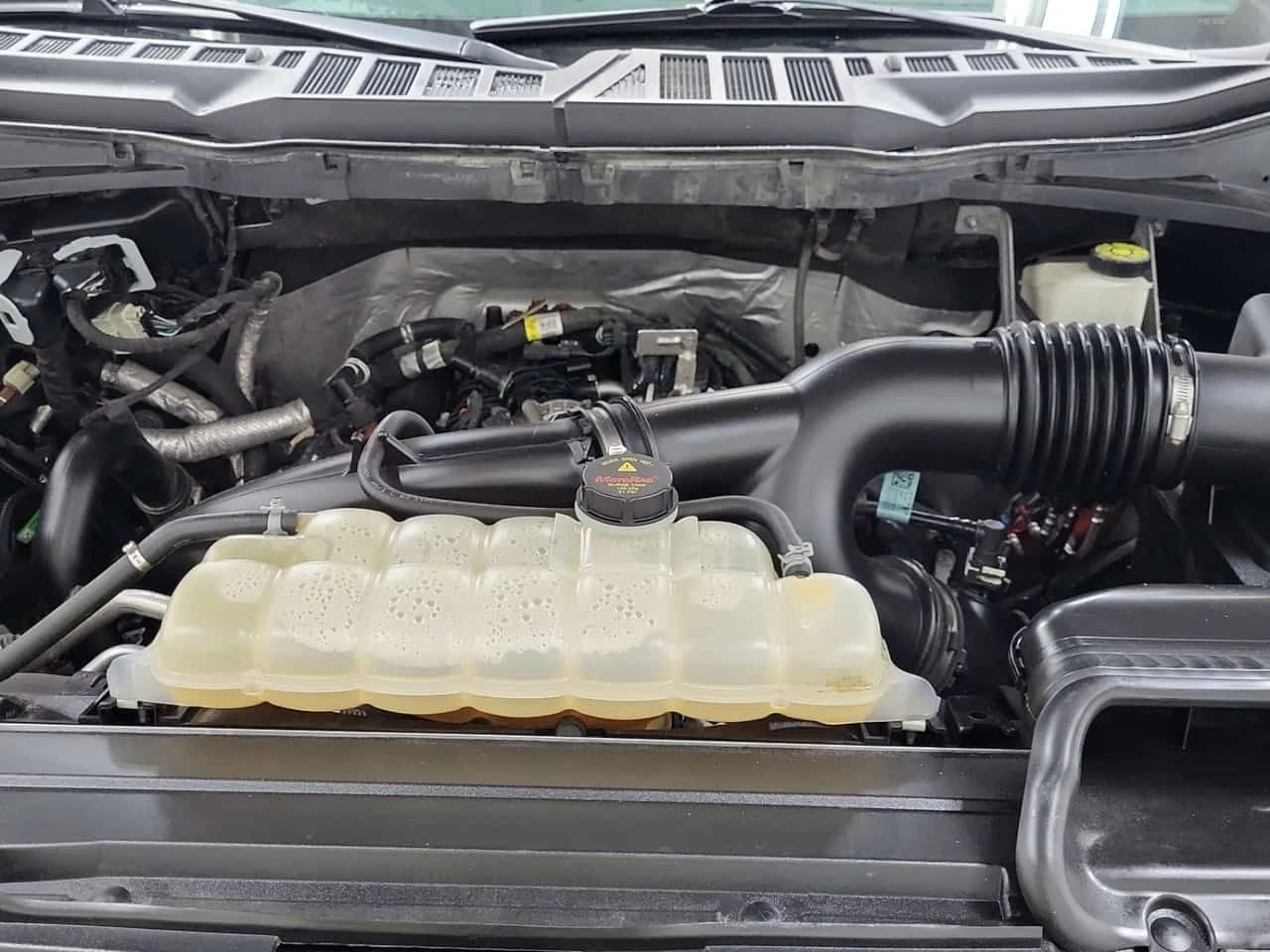 Ford F150 * XLT CREW CAB SHORT BED * CARFAX * 2 ����� *  | Mobile.bg � ����������� 16