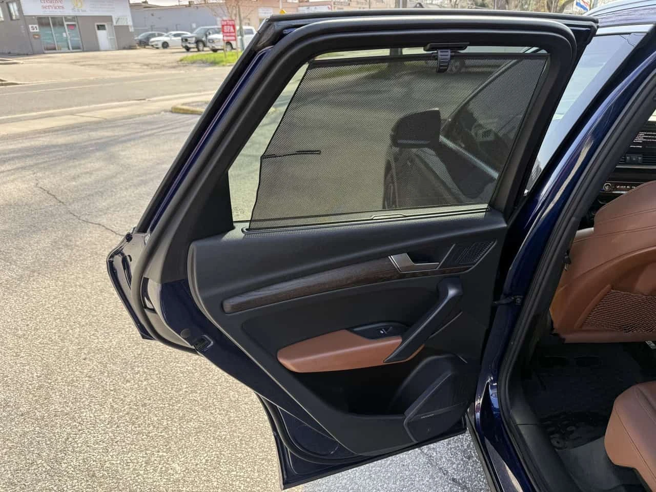 Audi Q5 * S Line * DISTRONIC| SUNPROOF| 360| ОБДУХВАНЕ, снимка 12 - Автомобили и джипове - 54341732