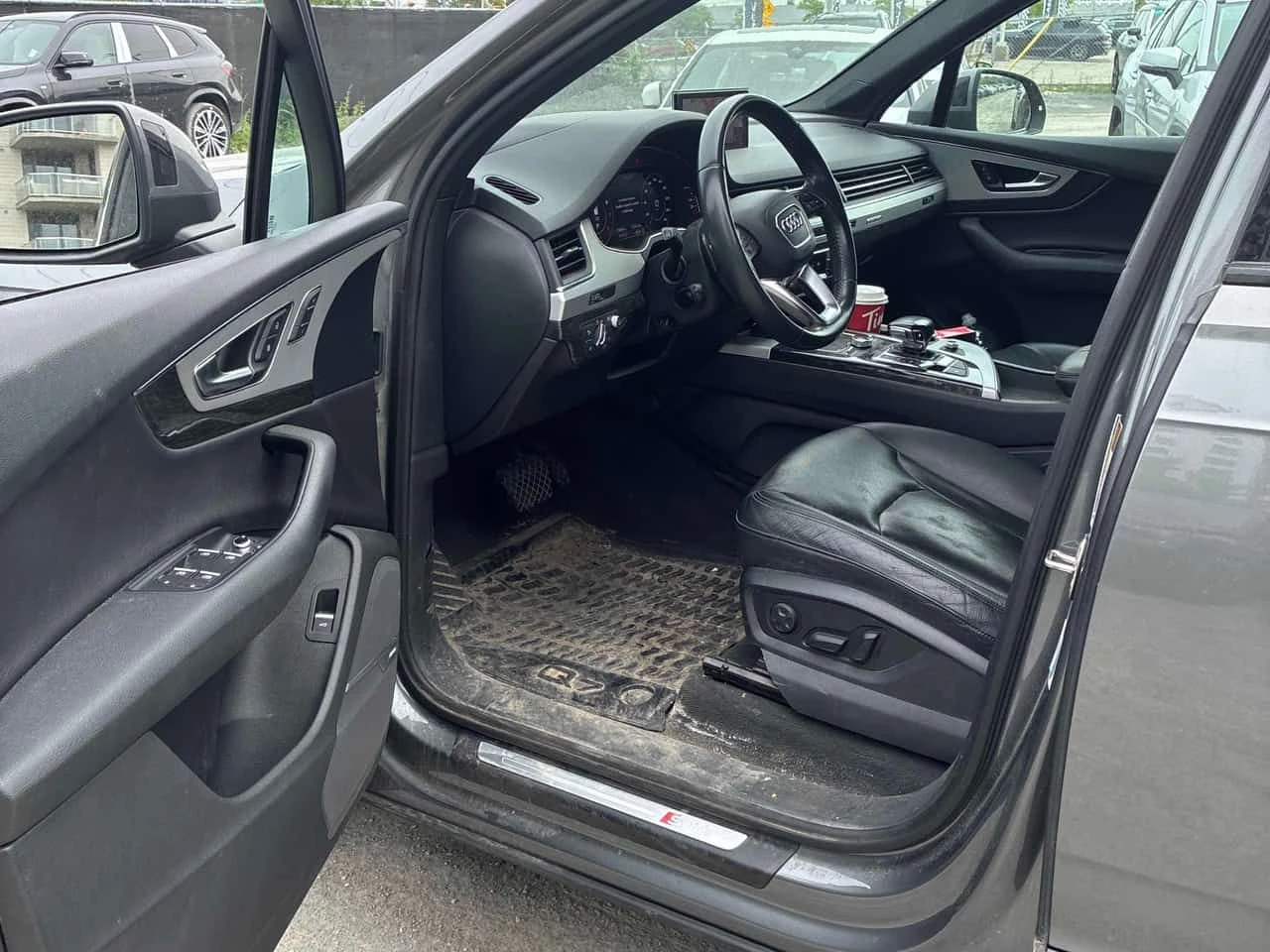 Audi Q7 * Technik * CARFAX * ЦЕНА ДО БГ, снимка 6 - Автомобили и джипове - 54854717