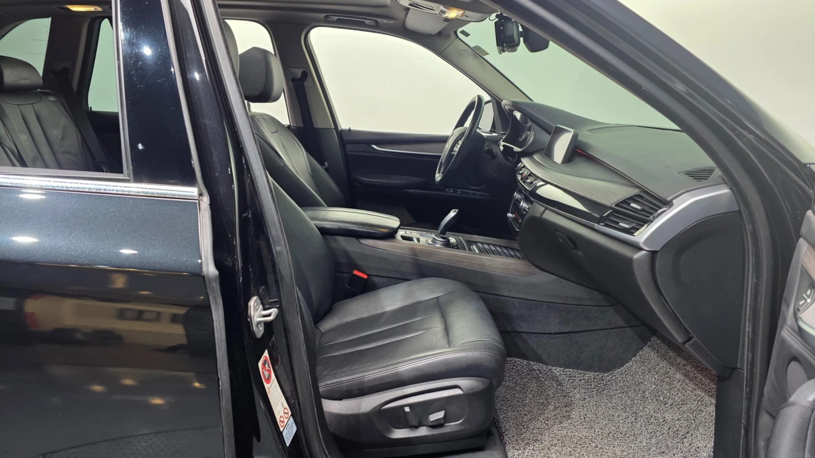 BMW X5 xDrive 30d * 360 * HUD * ПАНO * ПОДГРЕВИ, снимка 11 - Автомобили и джипове - 55429746
