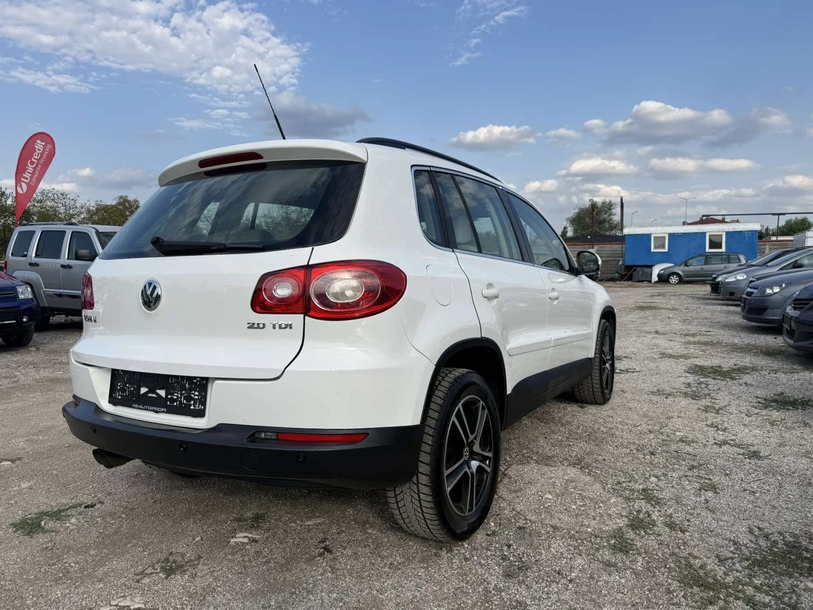 VW Tiguan 2.0 TDI 4-MOTION FULL ЕКСТРИ, снимка 5 - Автомобили и джипове - 55825859