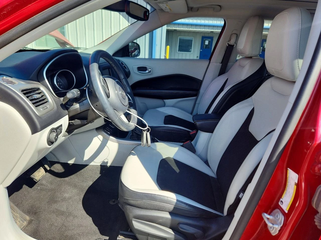 Jeep Compass 2.4l Latitude, снимка 7 - Автомобили и джипове - 56226305