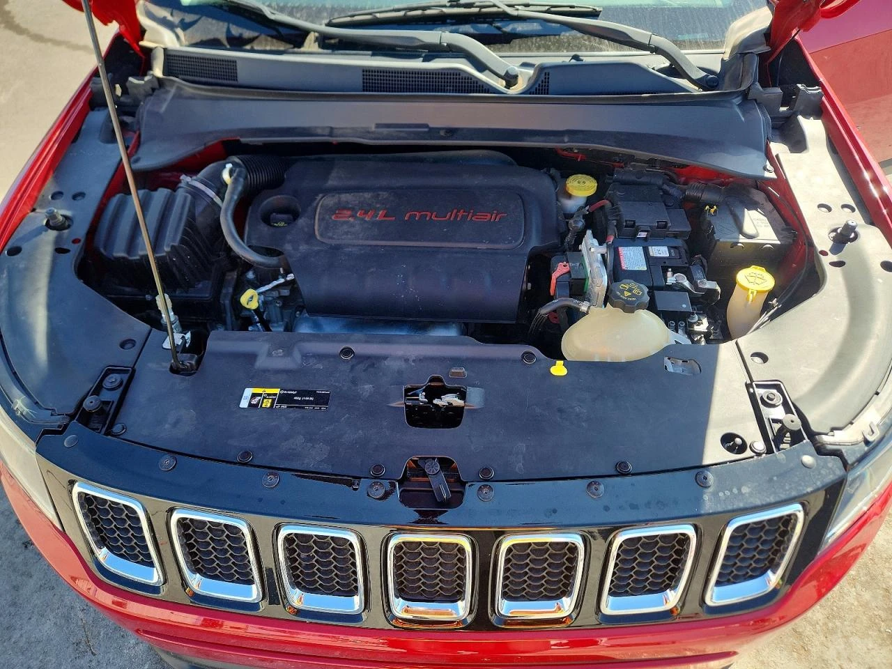 Jeep Compass 2.4l Latitude, снимка 12 - Автомобили и джипове - 56226305