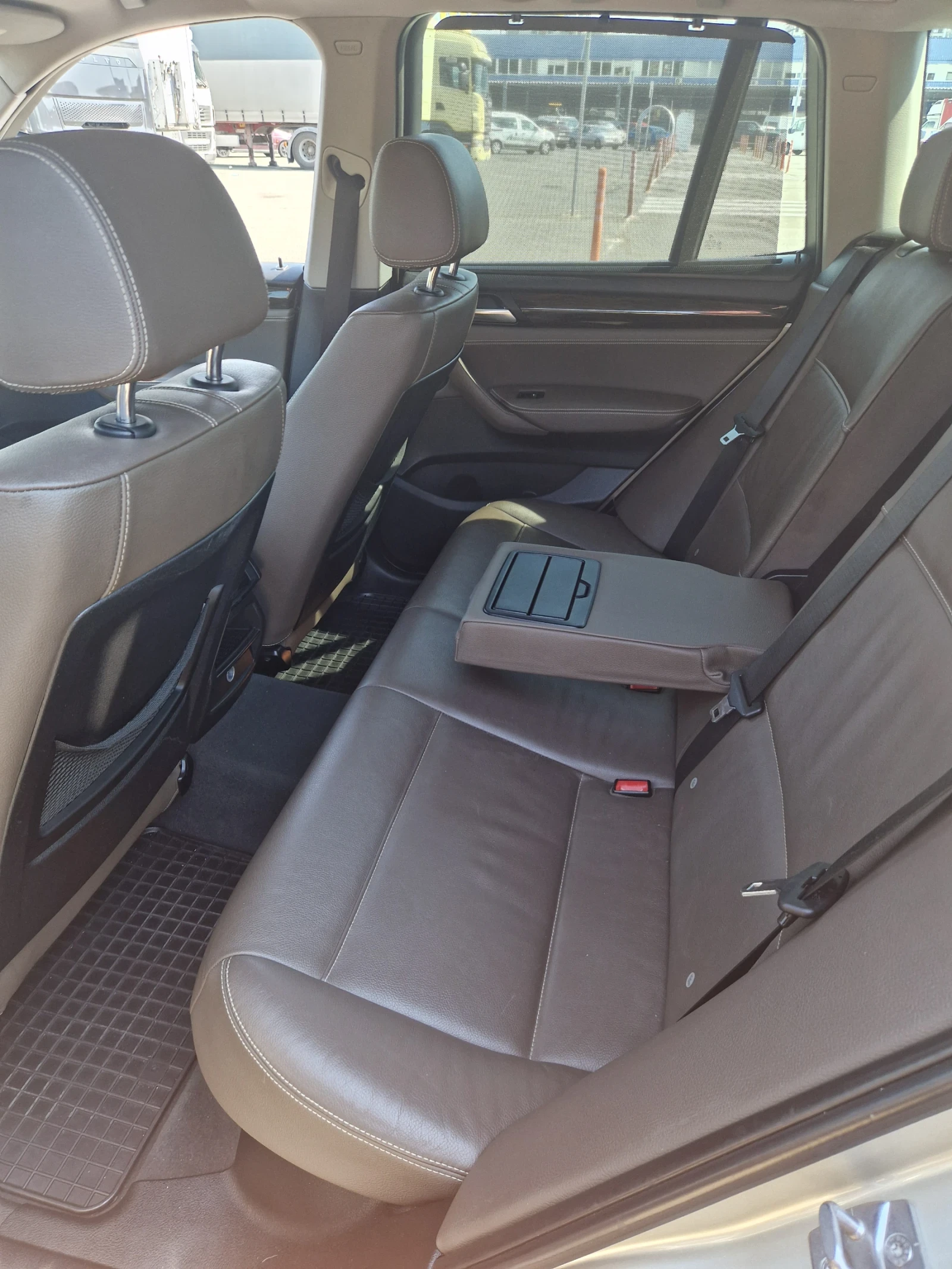 BMW X3 3.0 газ бензин, снимка 8 - Автомобили и джипове - 56344958