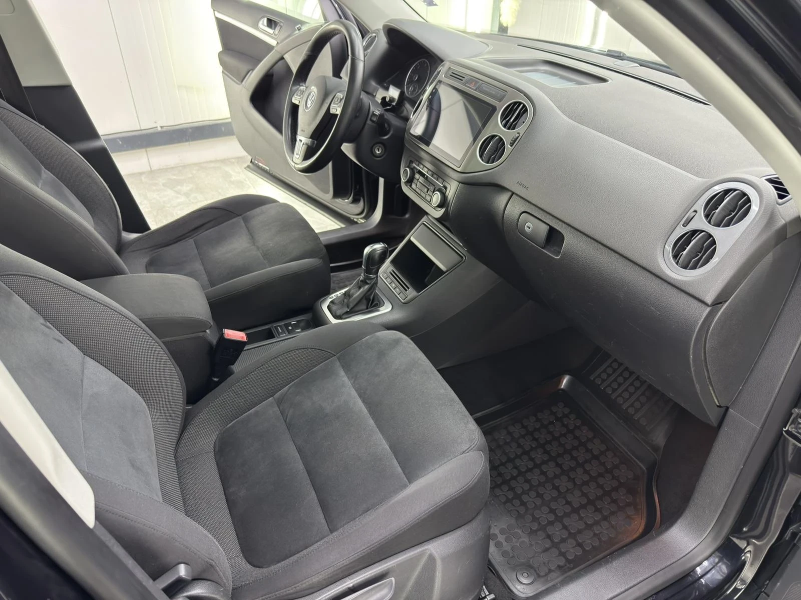 VW Tiguan Face, снимка 3 - Автомобили и джипове - 56497265