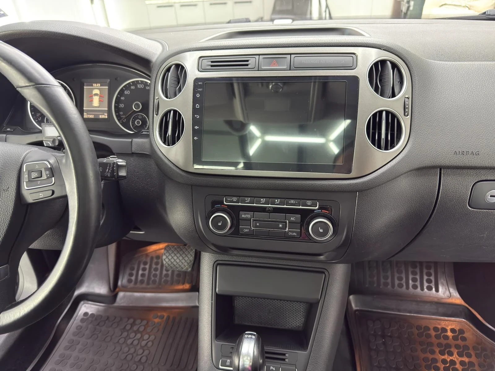 VW Tiguan Face, снимка 10 - Автомобили и джипове - 56497265