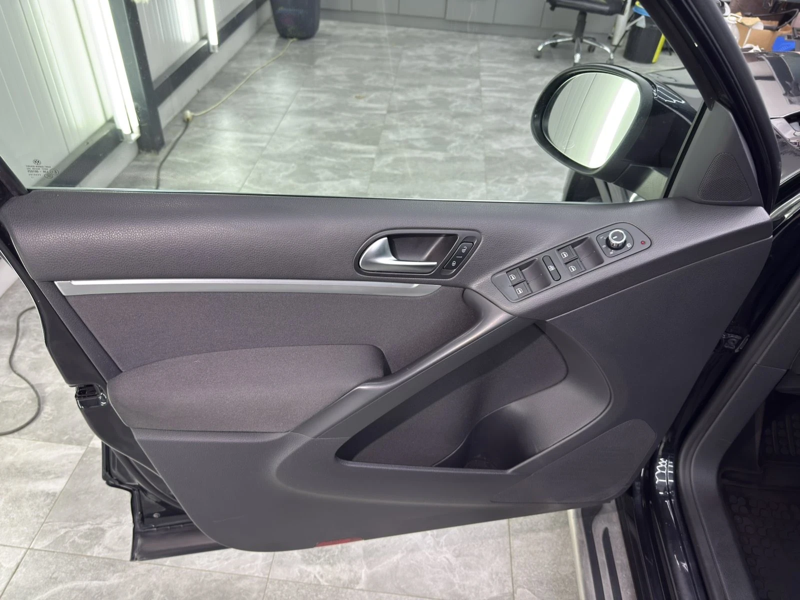 VW Tiguan Face, снимка 9 - Автомобили и джипове - 56497265