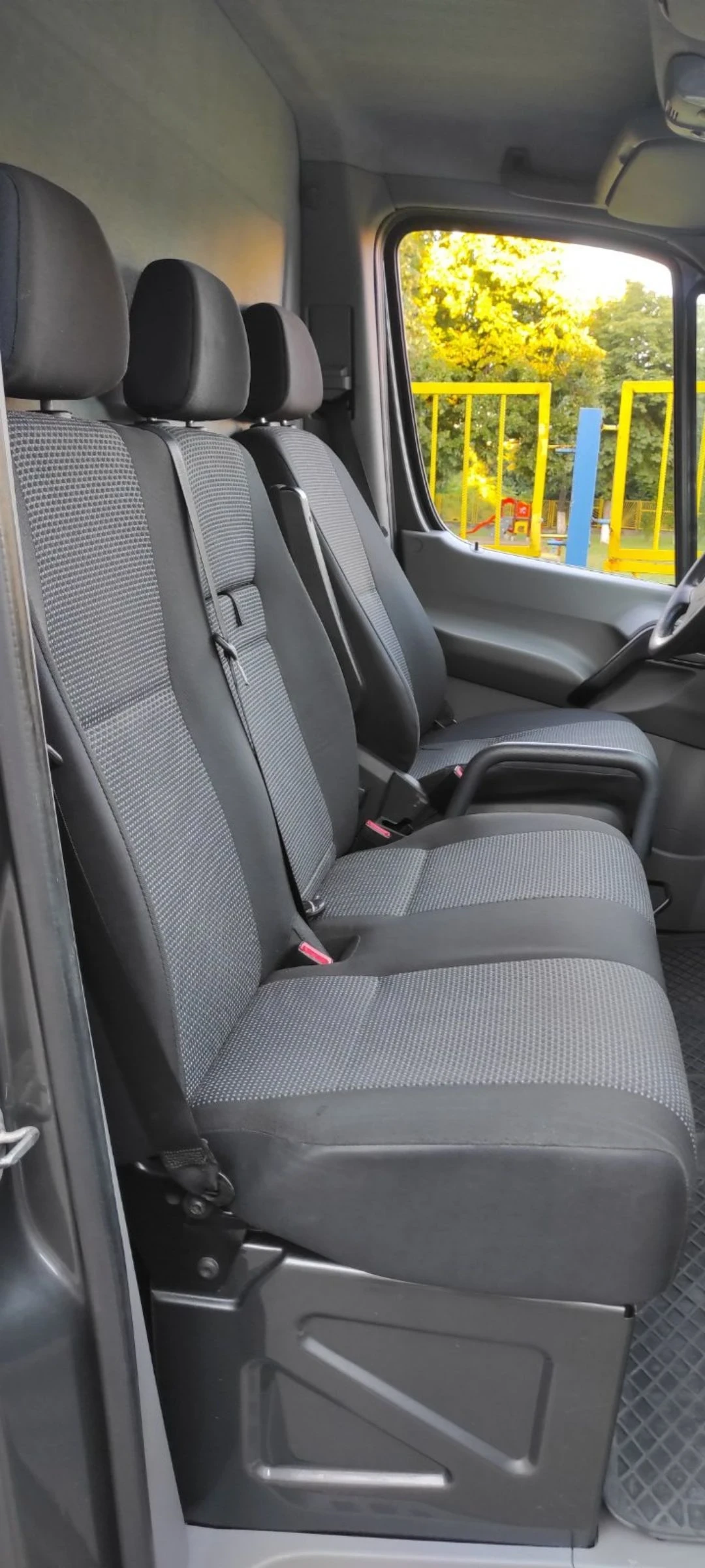 Mercedes-Benz Sprinter 319 4�4 MAXI XXL 4.80m | Mobile.bg � ����������� 12