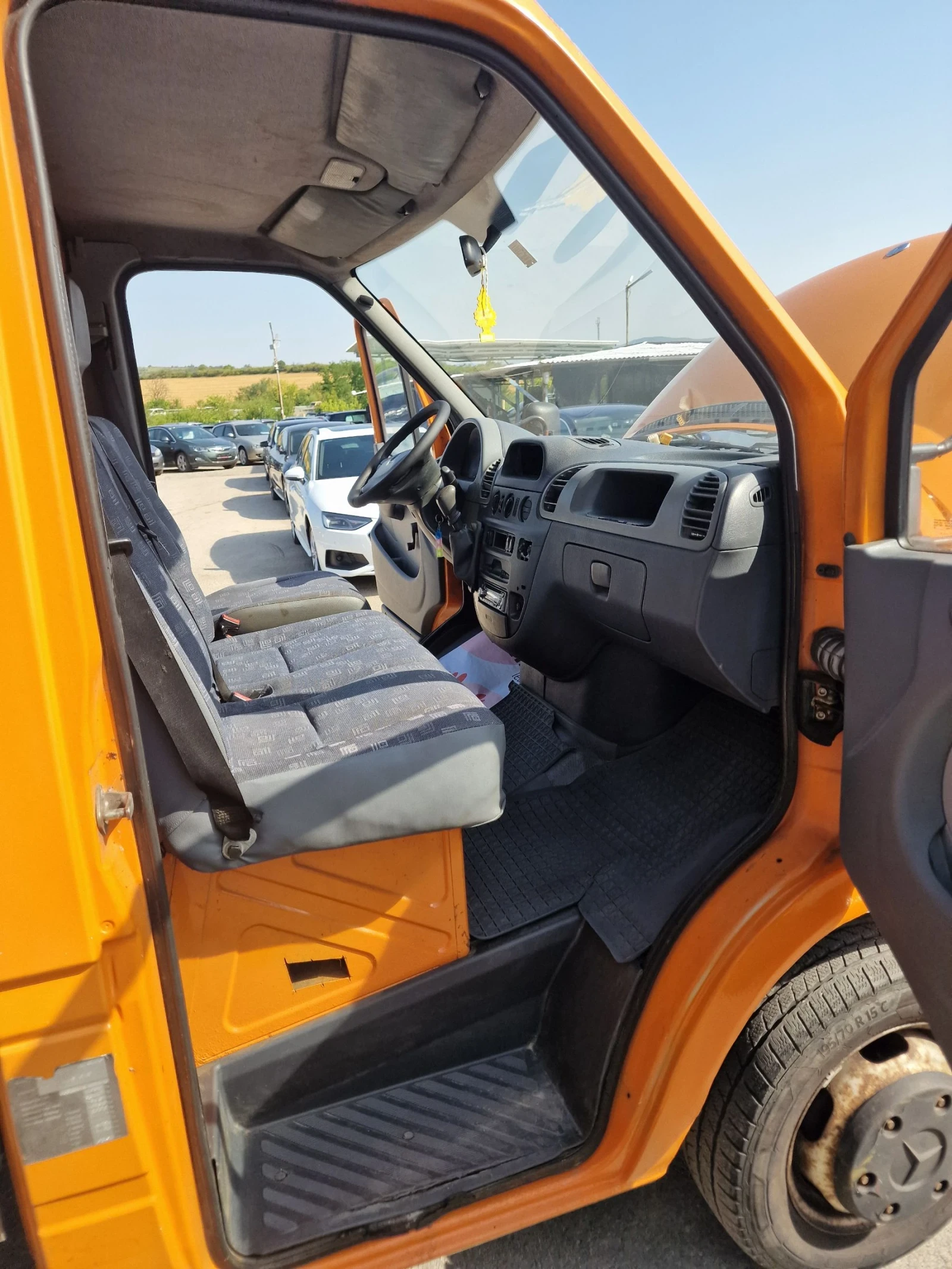 Mercedes-Benz Sprinter 411 2.2CDI 3-  | Mobile.bg   15