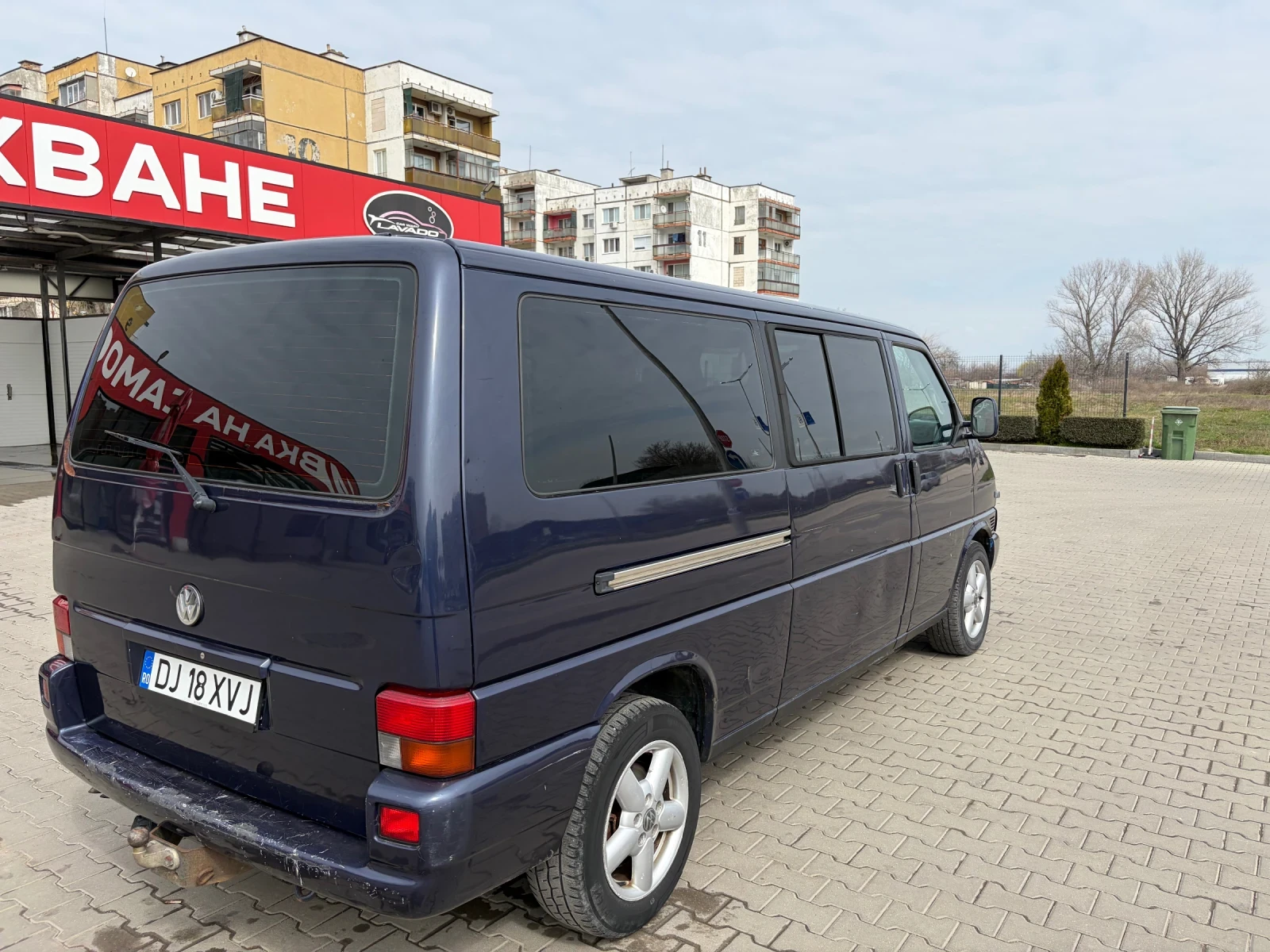 VW T4 8+ 1 места климатик 2.5TDI, снимка 3 - Бусове и автобуси - 53912843