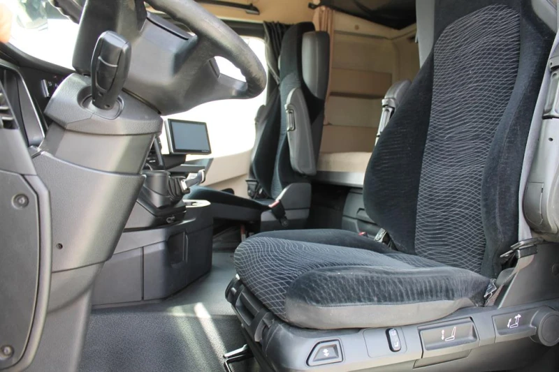 Mercedes-Benz Actros, снимка 8 - Камиони - 52294447