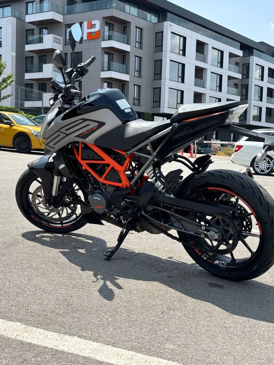 Ktm Duke 125 Abs - изображение 2