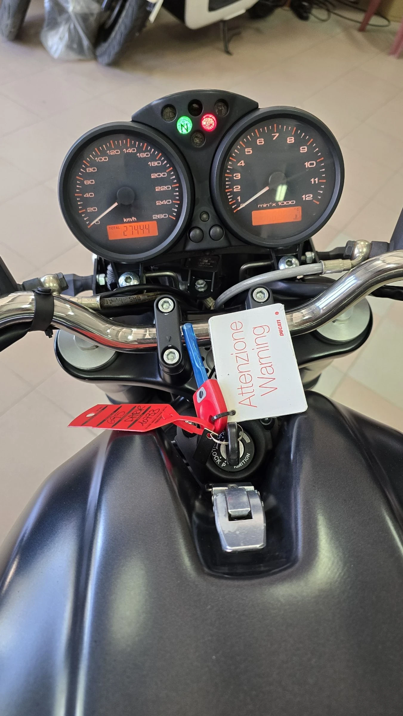 Ducati Monster 695 i Tuning ! Лизинг !, снимка 8 - Мотоциклети и мототехника - 54866111