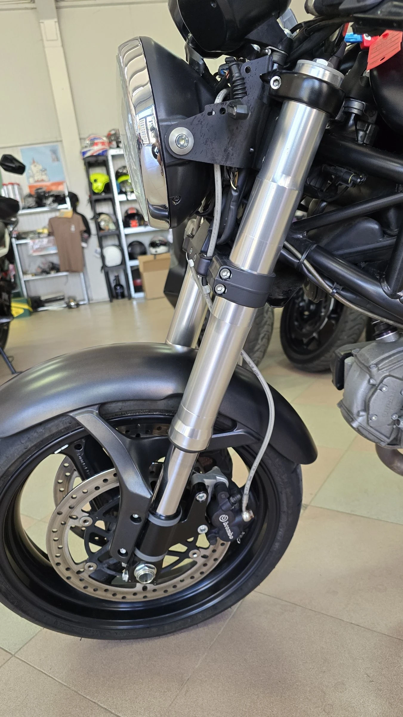 Ducati Monster 695 i Tuning ! Лизинг !, снимка 11 - Мотоциклети и мототехника - 54866111