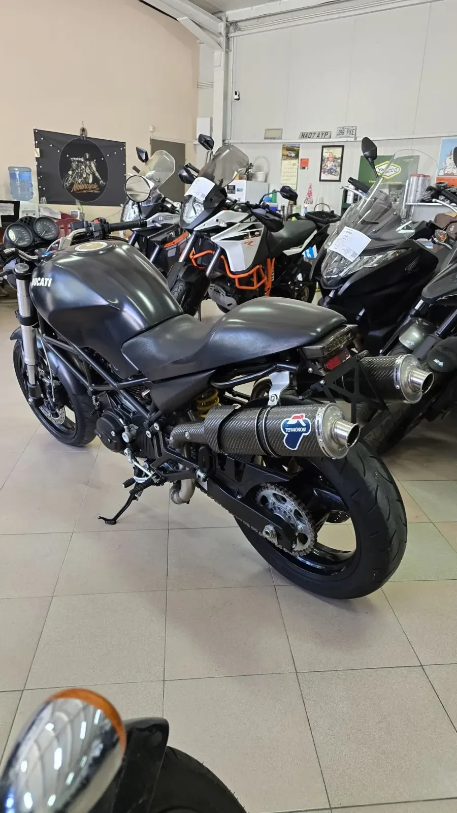 Ducati Monster 695 i Tuning ! Лизинг !, снимка 6 - Мотоциклети и мототехника - 54866111