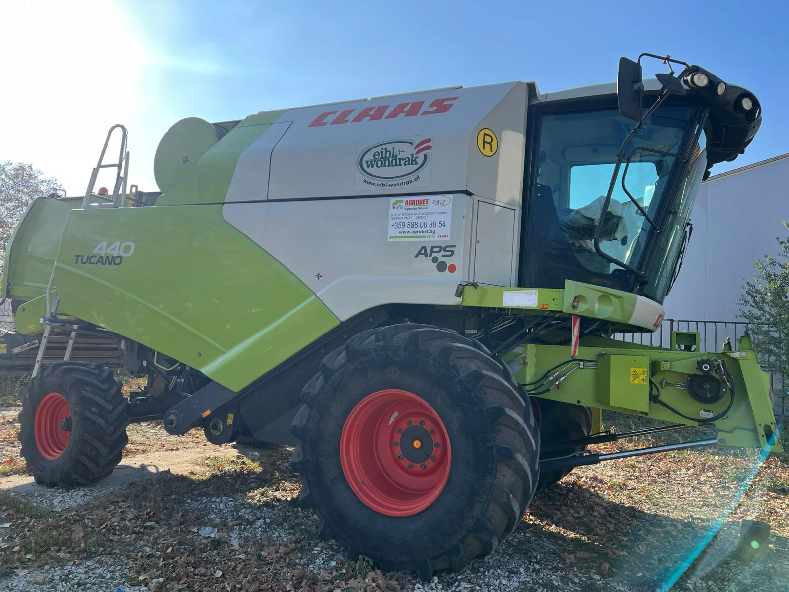 Комбайн Claas TUCANO 440  - изображение 5