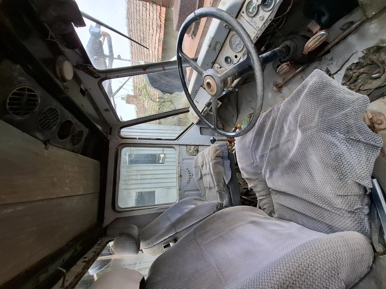 Трактор Т, снимка 5 - Селскостопанска техника - 53844146