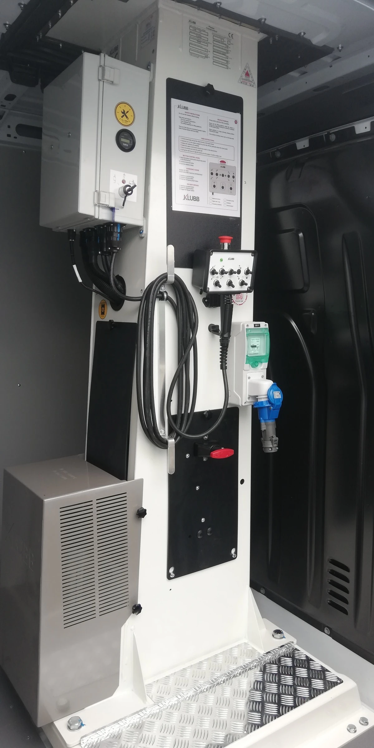  KLUBB KL32 | Mobile.bg   11