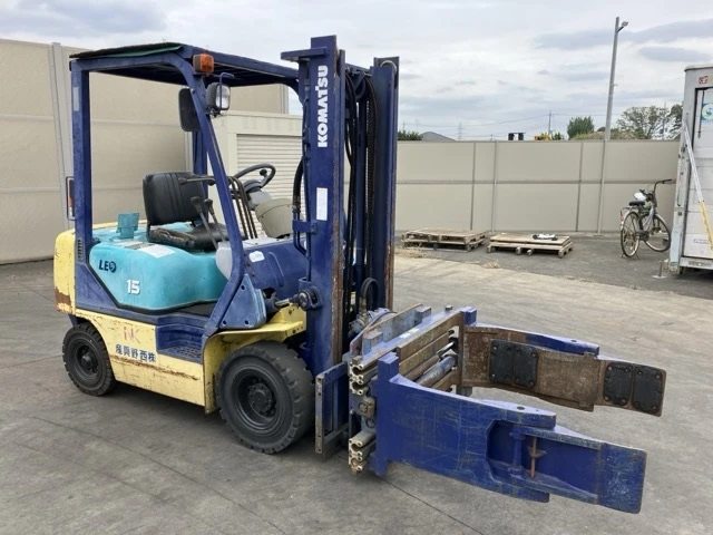 Мотокар Komatsu  КЛАМЕР + РОТАТОР, снимка 2 - Индустриална техника - 54324318