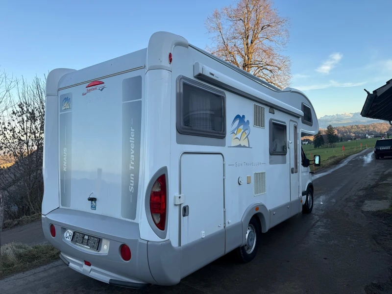 Кемпер Renault Knaus SunTraveller, снимка 3 - Каравани и кемпери - 53322371