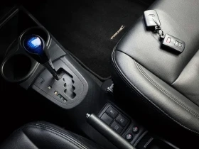 Toyota Prius 1.5E, снимка 9