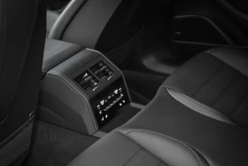 Porsche Panamera 4S E-HYBRID / HUD / BOSE / 360 / MATRIX / PANO /, снимка 17
