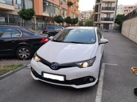 Обява за продажба на Toyota Auris ~32 500 лв. - изображение 1