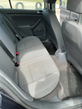 VW Golf 1, 6 i NAVI | Auto.bg — изображение 13