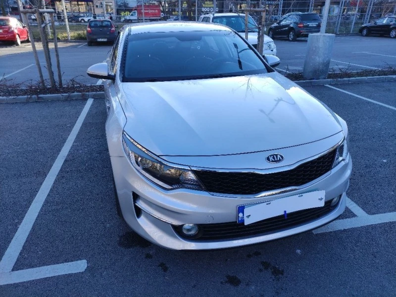 Kia K5 2 Generation, 2.0 LPI, НАЛИЧНА, С ДДС, снимка 1 - Автомобили и джипове - 47123963