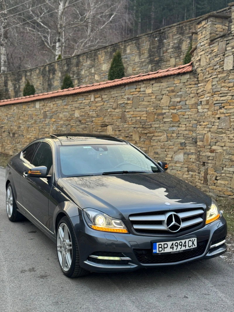 Mercedes-Benz C 220 Coupe 2014г. Pano/H&K/обслужен двигател, снимка 3 - Автомобили и джипове - 47430672