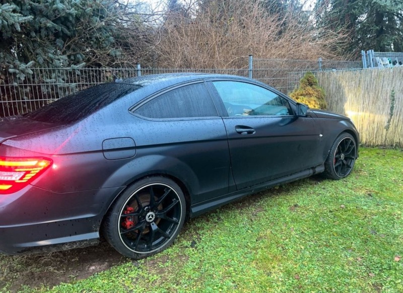 Mercedes-Benz C 250 Facelift CDI Coupe Edition 1 Paket (AMG) 7G-Tronic, снимка 8 - Автомобили и джипове - 44784680